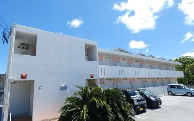 レオパレスシーサイドＮ与那原 0