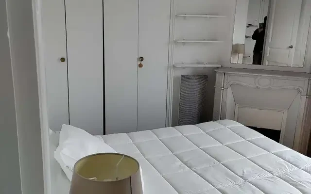 PARIS 16e·38.9m²·F2·Appartement·With furniture 4