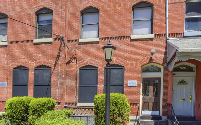 UCA - 4025-27 Locust Street 0