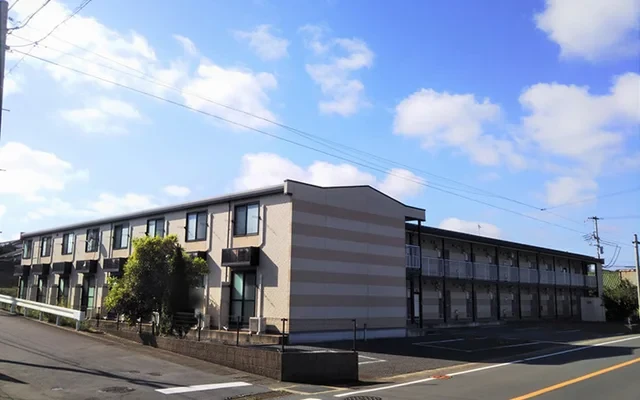 レオパレスマリンコート鹿嶋 0