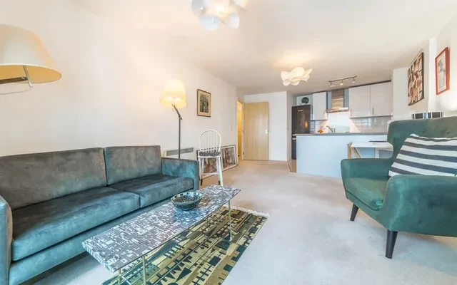 LH-Admiral House, Vauxhall 3