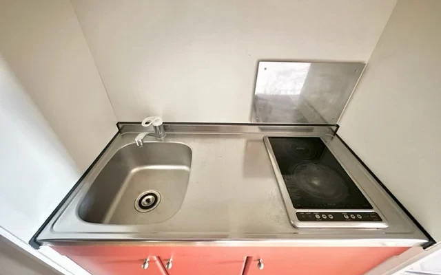 レオパレスウイング北坂戸 - 坂戸市の学生向け宿泊施設 - 205号房间(带独立厨房)