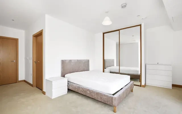 River Heights, Stratford E15 1