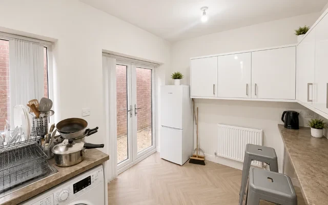 Paul Street, Liverpool, Merseyside, L3 - Liverpool student accommodation - 6 Bedroom 3 Bathroom - Room 1