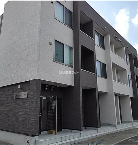 Benesta Senri Central 105