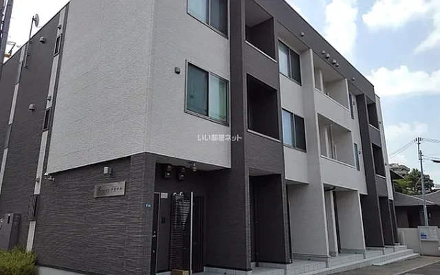 Benesta Senri Central 105 0