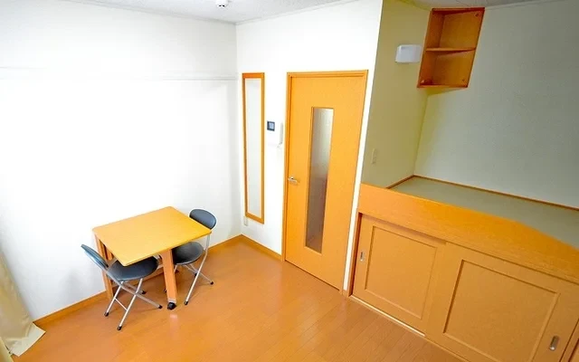 レオパレスさいわい 4