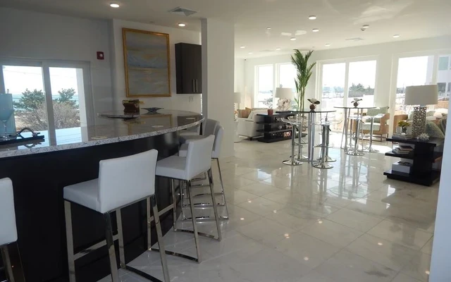 Ocean Ave, Revere, MA 02151 0