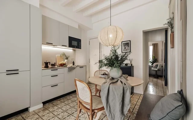 Arita - 1 bedroom and balcony in Vila de Gracia 1