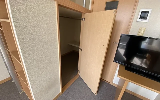 レオパレスエスポワールタワラⅢ - Higashihiroshima student accommodation - 202号房间(带独立厨房)
