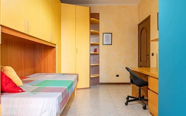 VIA ROTTA 10 Sc. G <br> PRIVATE ROOM S1 3
