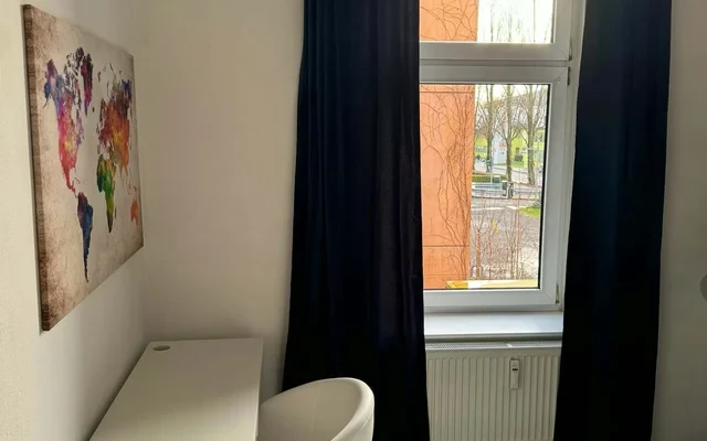 Lichtstrasse Koeln 50825 Germany 0