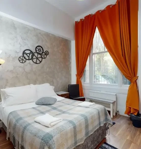 Knaresborough Place, Earls Court