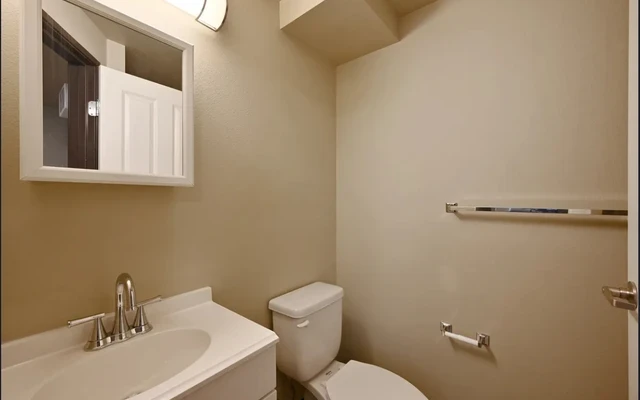 Sophie Studios 3
