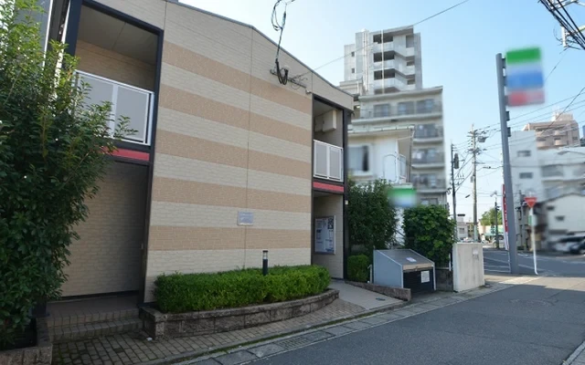 レオパレス鴨池 0