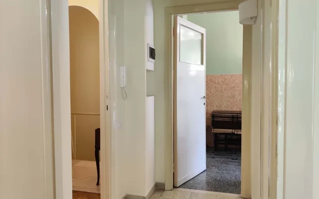Appartamento con giardino all'ingresso di Villa Ada 3
