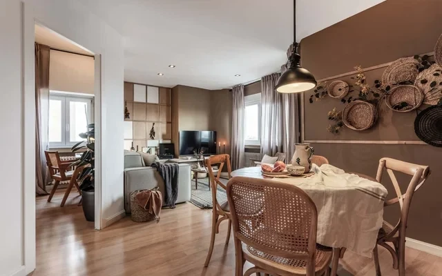 Triana - 1 bedroom apartment in Trafalgar 1