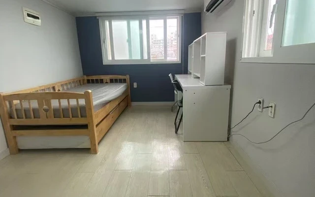 Rooftop Room 3