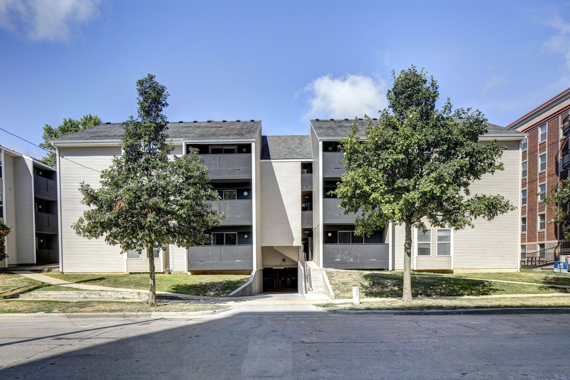 909 S. Third