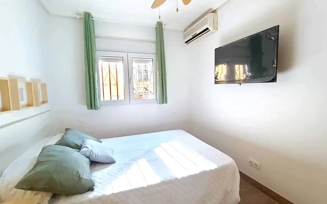 C/ Alcala 295 Bis Bajo. 28027 Madrid 4