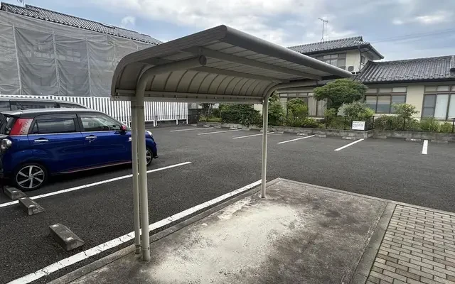 レオパレスlauro - 福島市の学生向け宿泊施設 - 201号房间(带独立厨房)