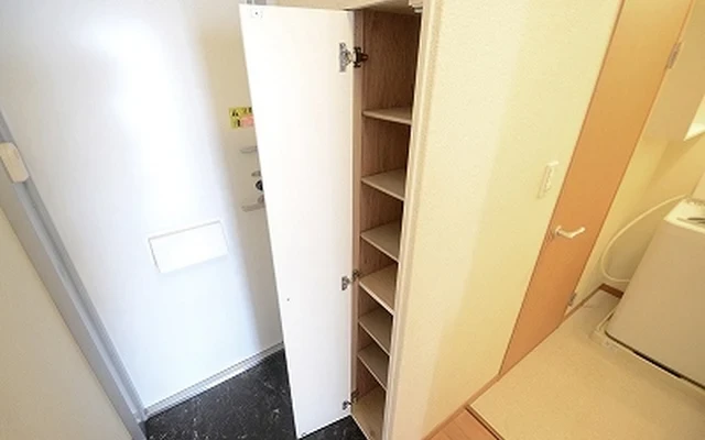 レオパレスあやめ - 坂東市の学生向け宿泊施設