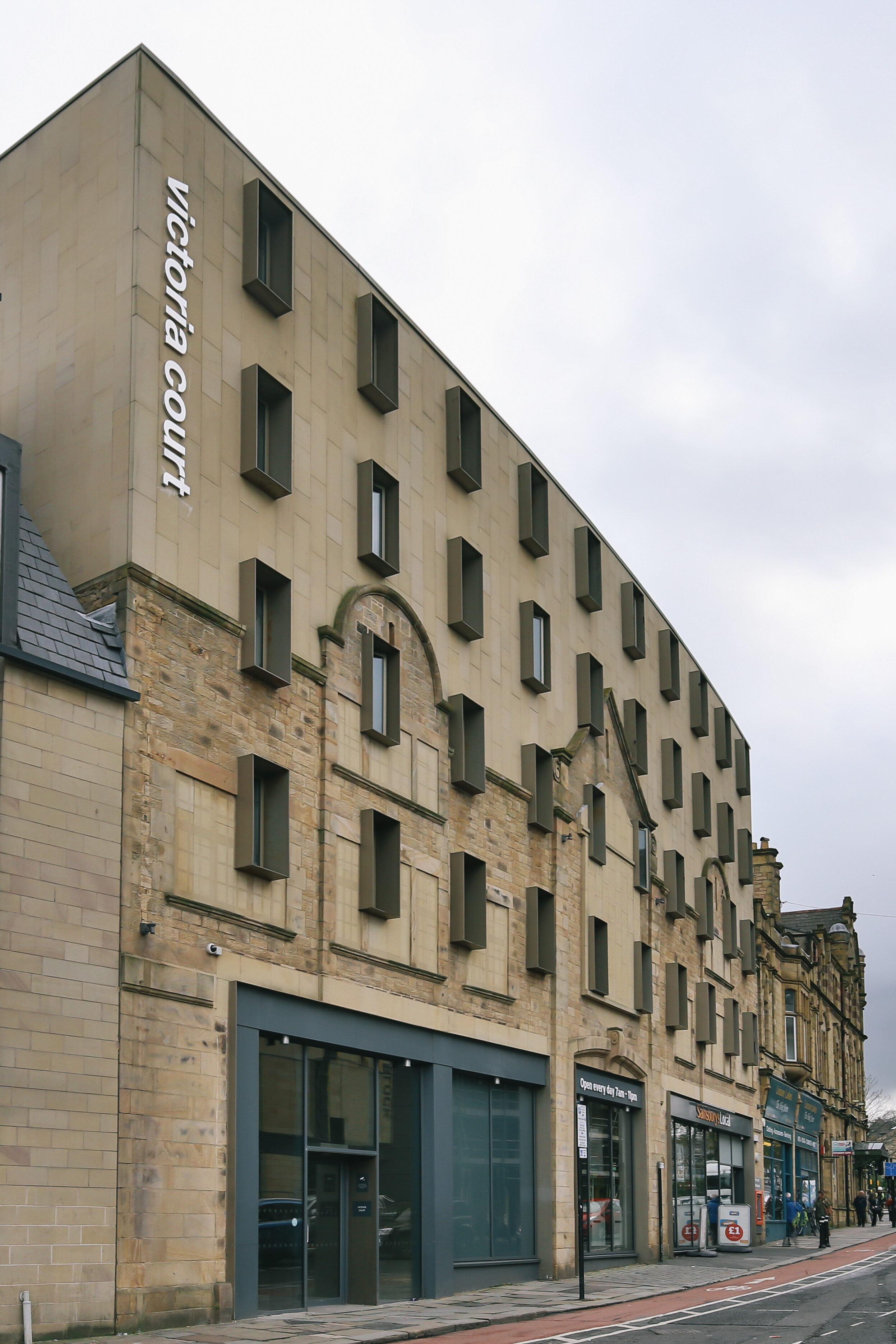 Victoria Court photo 5