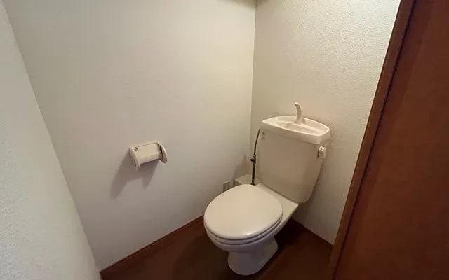 レオパレスひまわり 4