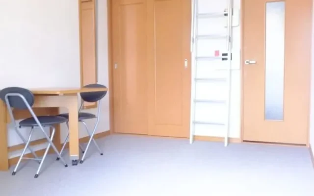 Leopalace Sunflower 4