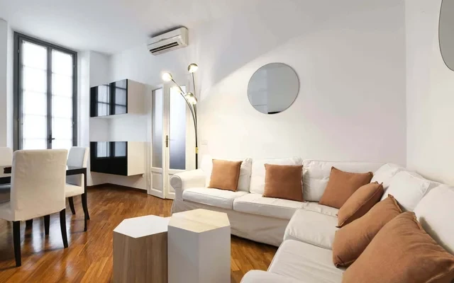 Charming San Babila 3