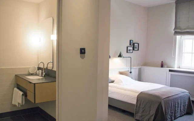 STUDIO APARTMENTS 2