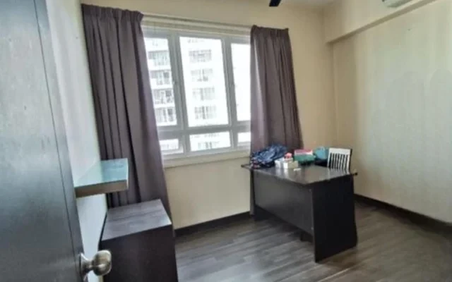 Pearl Regency Condominium 4