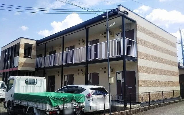 レオパレスコンフォート安倉 0