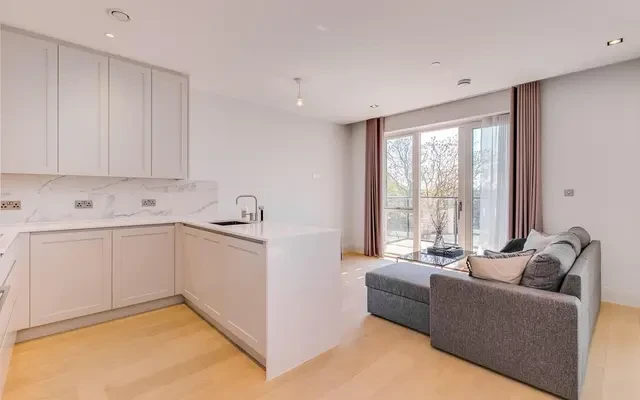Renaissance Square Apartments, Renaissance Square, London, W4 2DZ 1