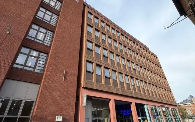 Week Street 30031# 0