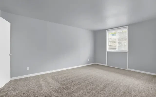 West Hills Apartments 0