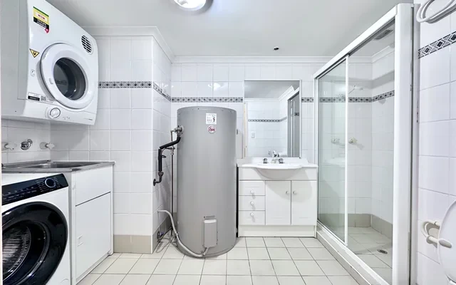 343 Anzac Pde(06322) 2