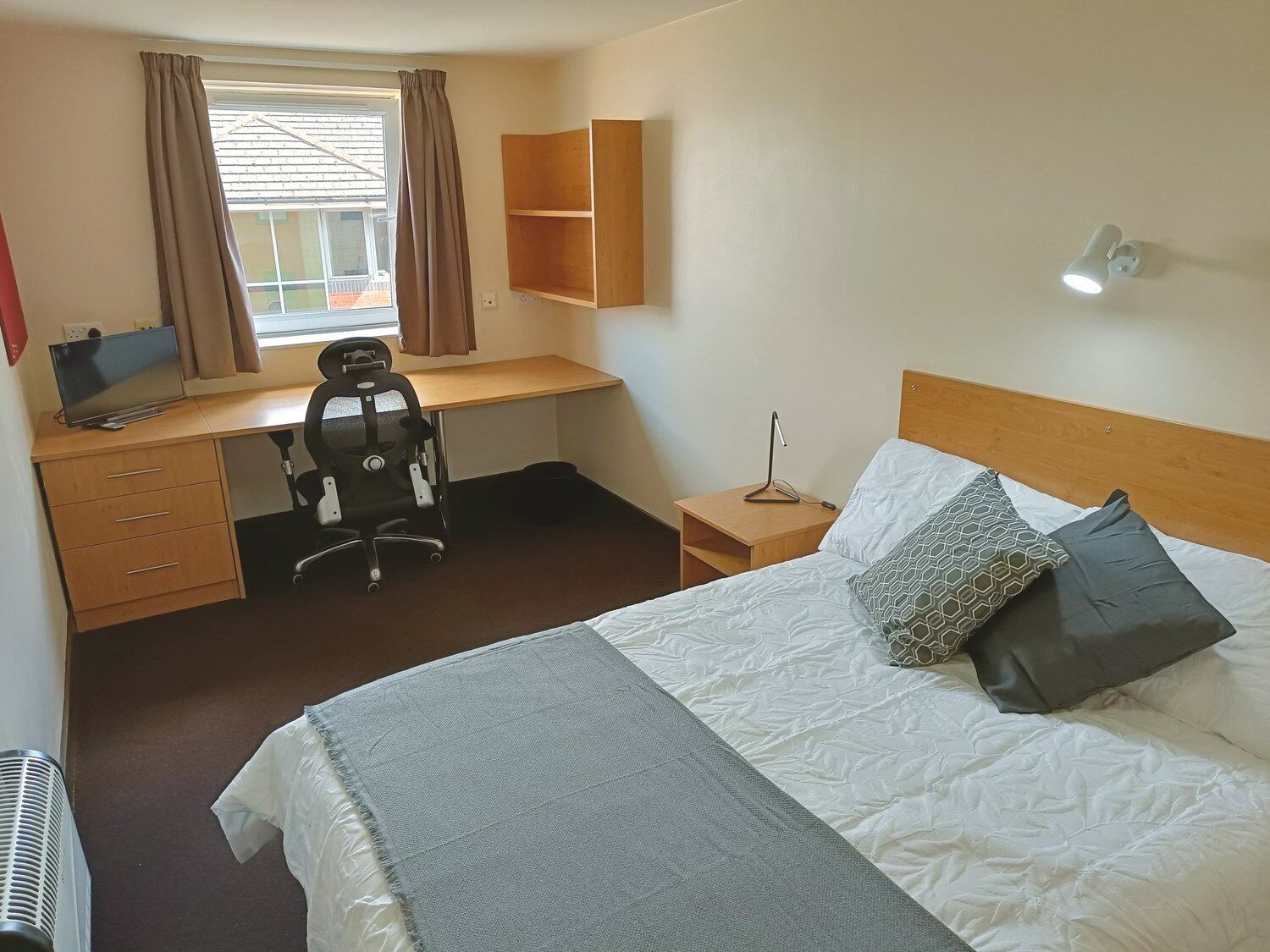 One Bedroom Apartment