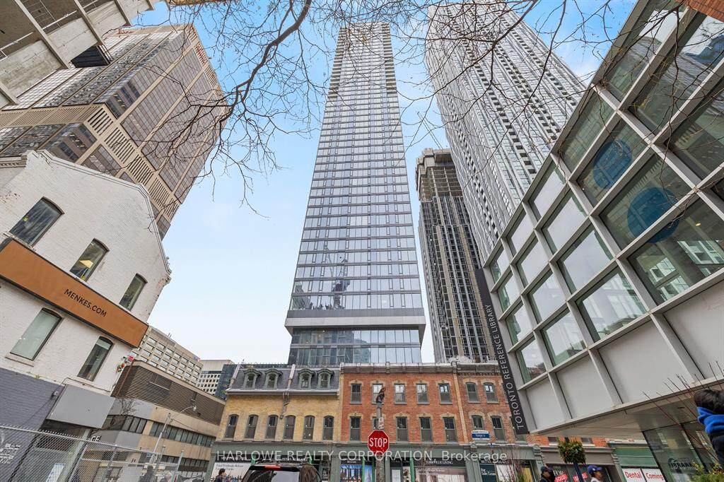 8 Cumberland Street #1209