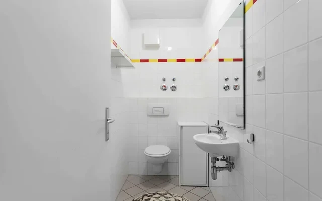 Sonntagstrasse 1DE-01-014-001HF 4