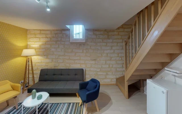 Chambre dans le 33 cours Gambetta 3
