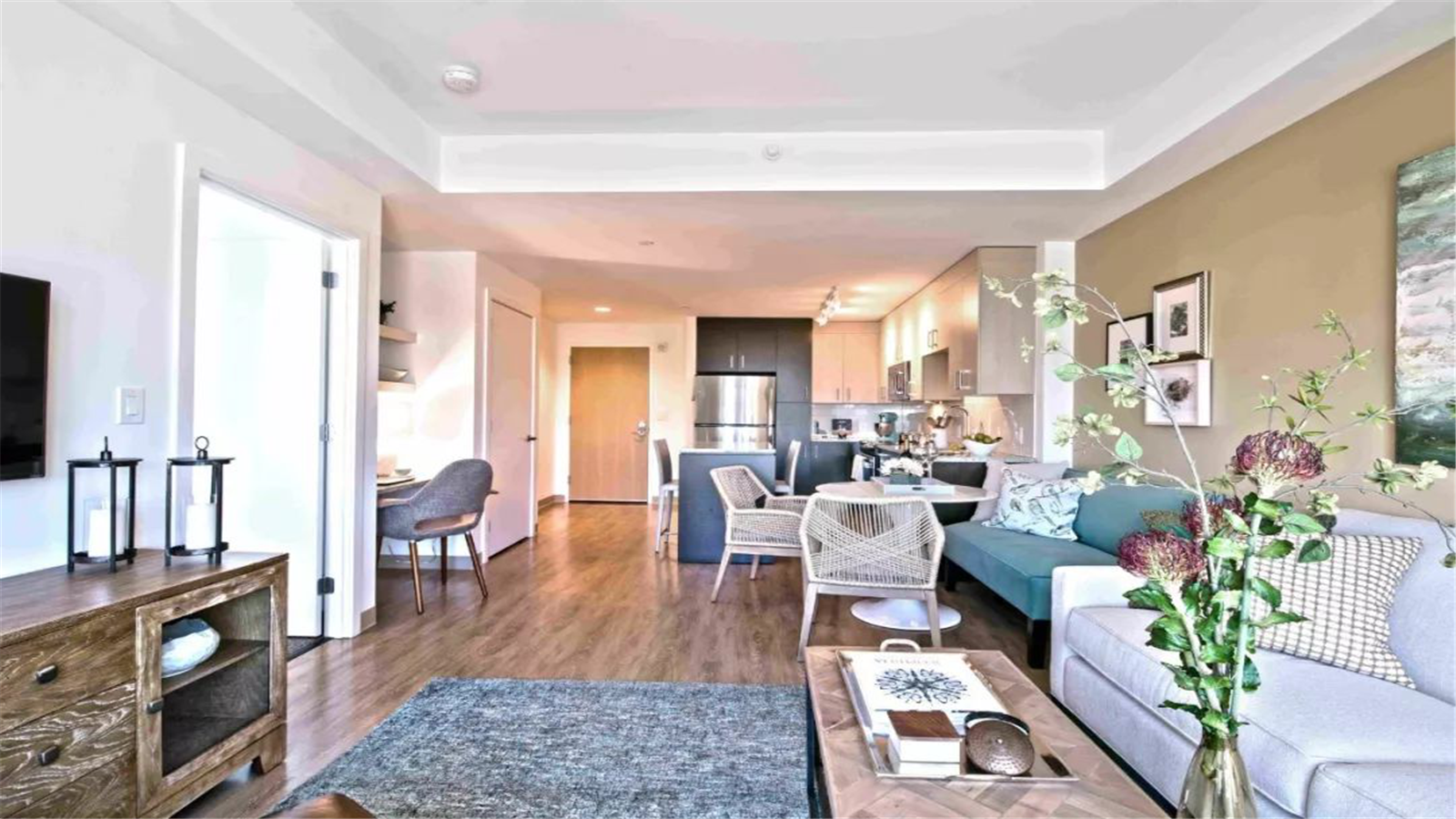 2 Bed 2 Bath