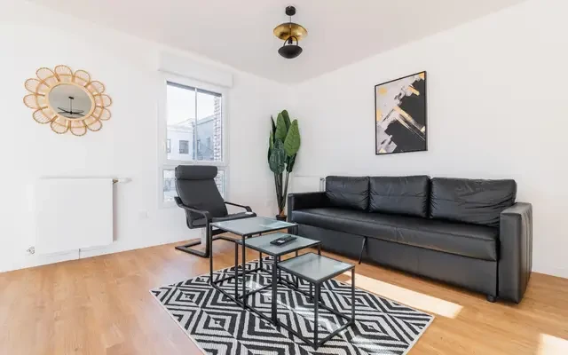 Saint-Ouen 93e·89.26m²·F4·Appartement·With furniture 3