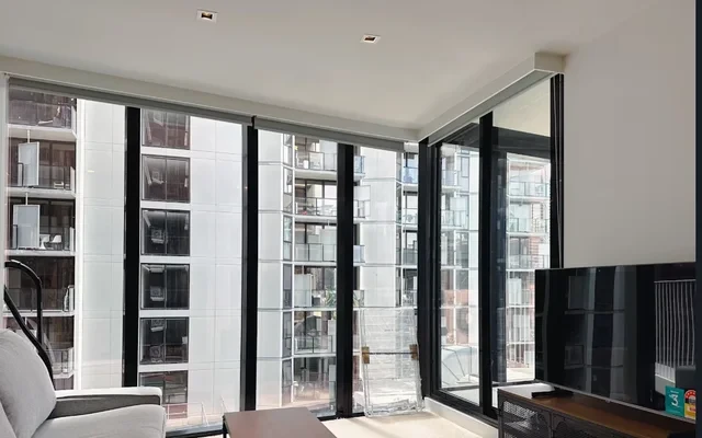 677 La Trobe St 0