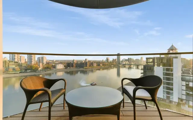 Waterfront Drive, Chelsea, London, SW10 0AA 3