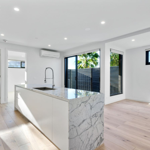 3B2B2B Apartment near Monash University Caulfield Campus Melbourne