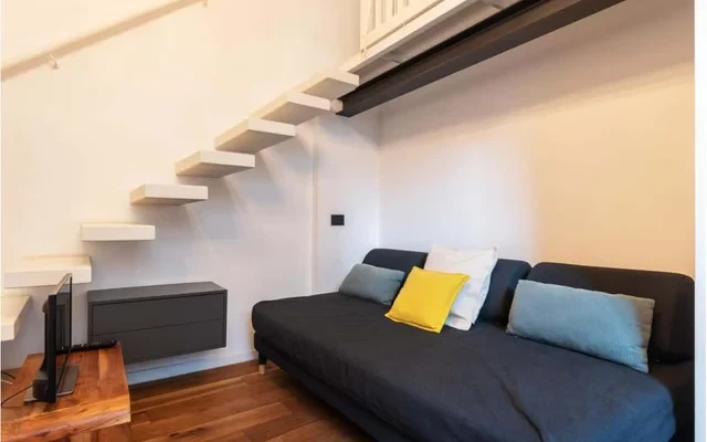 Appartametno in Via Lecco 11 2