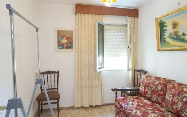 Neat 2-bedroom apartment in Tiro de Linea 4
