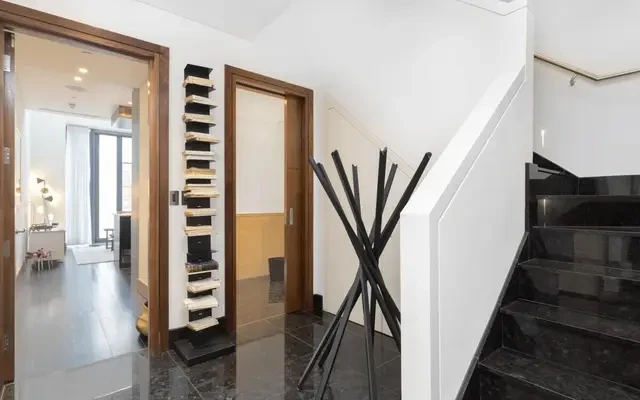 Park House Apartments, North Row, Mayfair, London, W1K 6AG 1