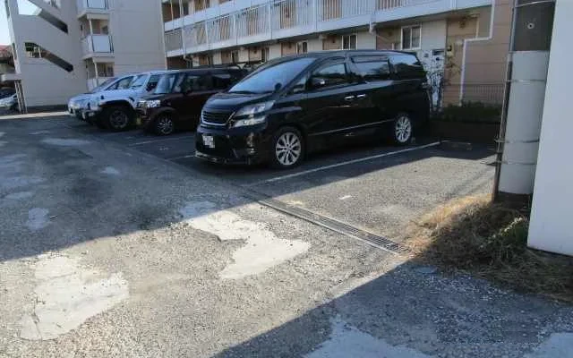 レオパレスグランドゥール 1